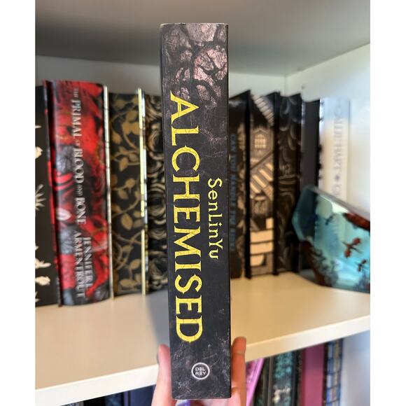 Alchemised SenLinYu Paperback Edition With Sprayed Edges - Picture 4 of 9